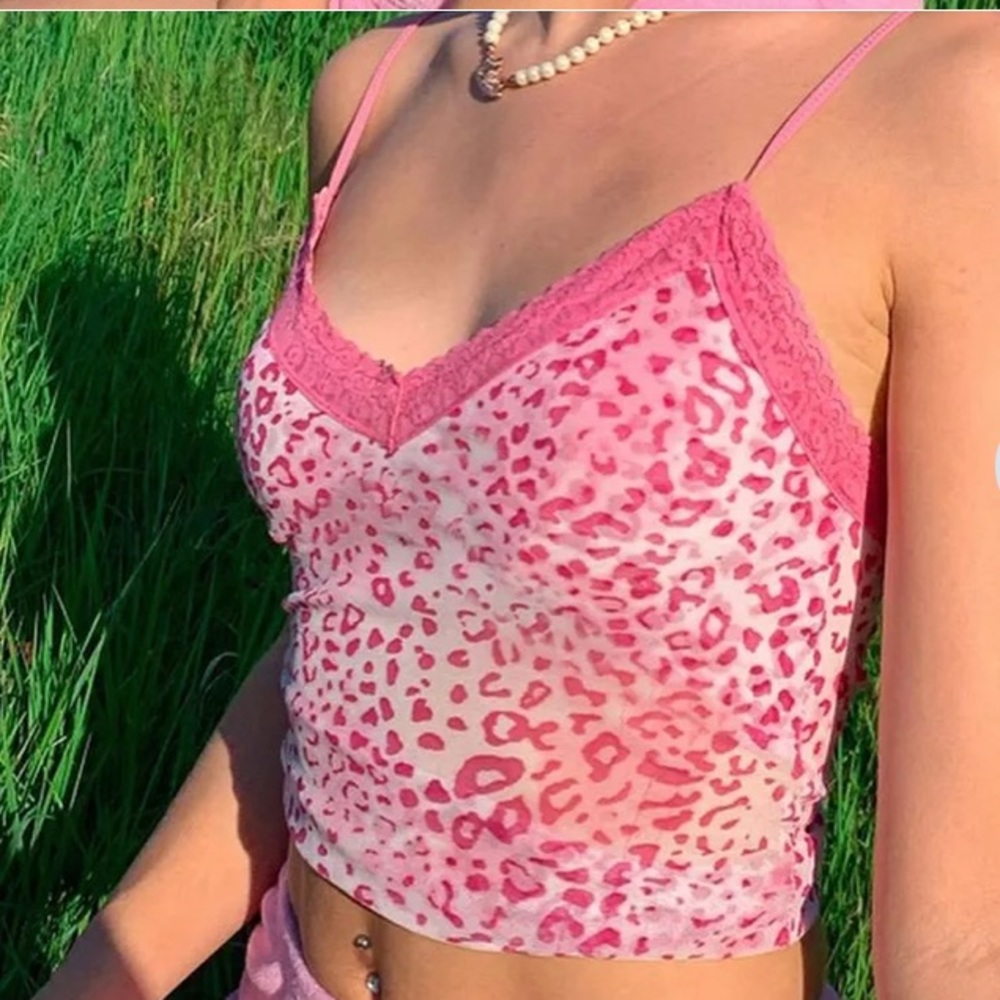 Pink leopard print tank